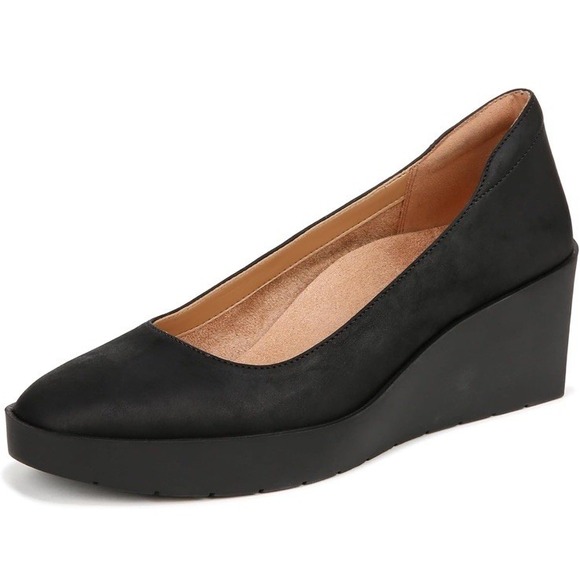 Vionic Sereno Wedge Pump Womens 6‎ Black NUBUCK Suede Arch Support New - Picture 1 of 9